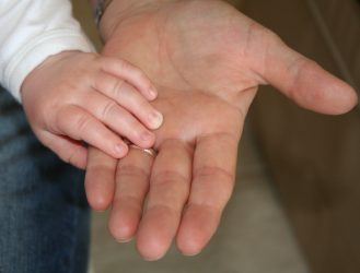 Kind heeft recht te weten van wie het afstamt