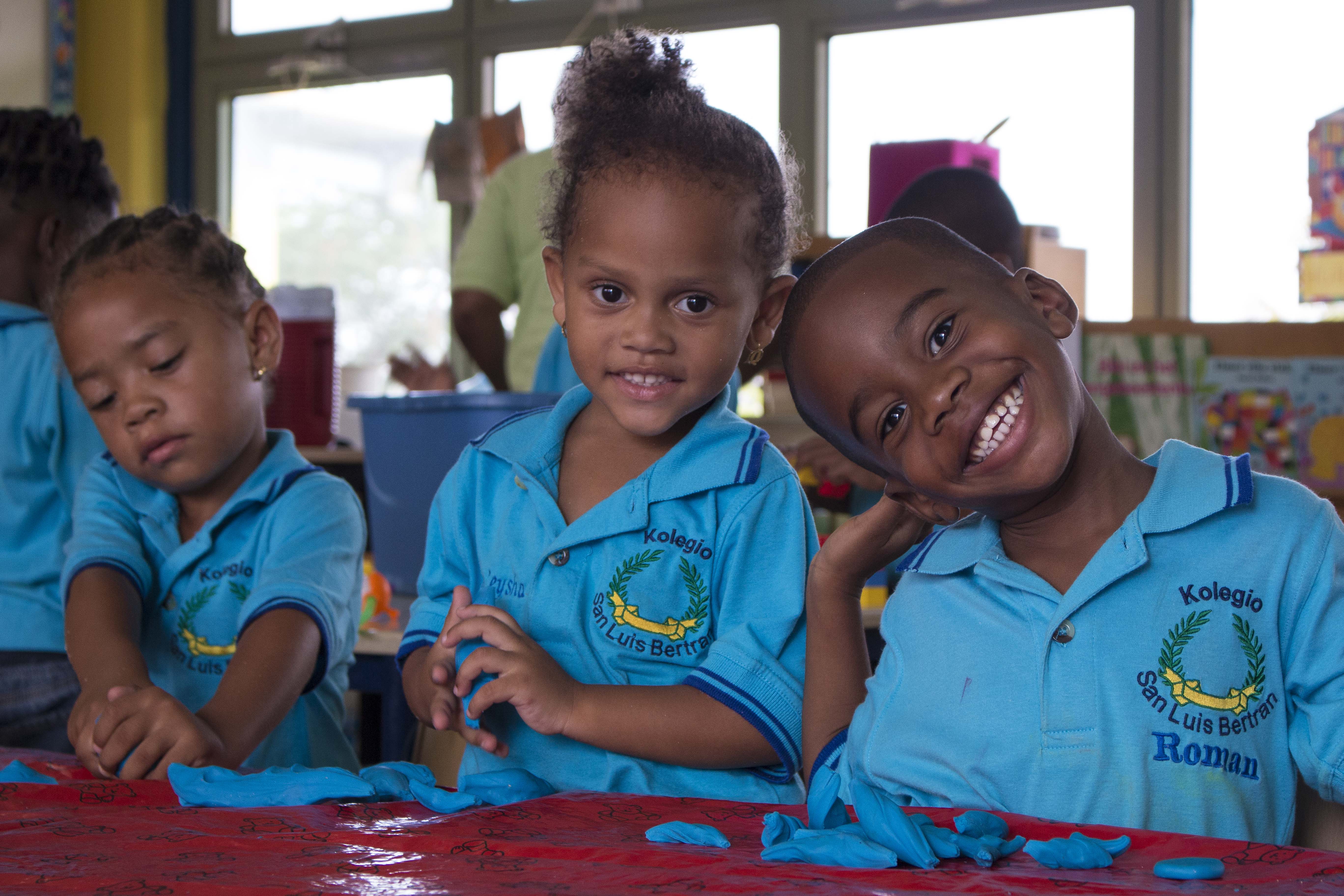 nederlandse cariben _ kinderen op bonaire