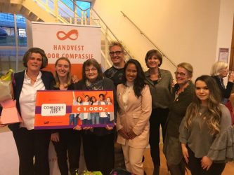 Jeugdwelzijnsberaad ontvangt Compassieprijs Kinderrechten voor jongerenbestuurder